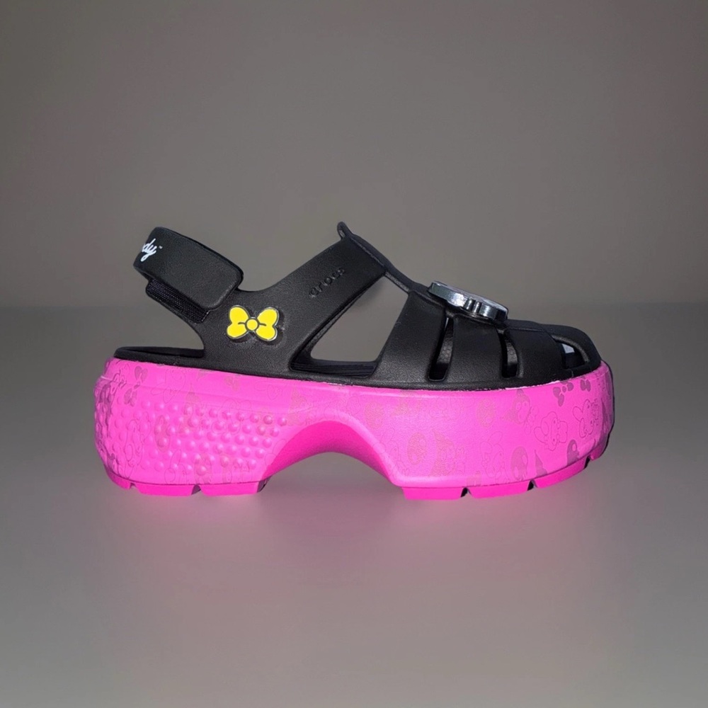 💓🐈 Crocs x Hello Kitty and Friends My Melody And Kuromi Stomp Sandal 💓🐈 - Picture 2 of 5